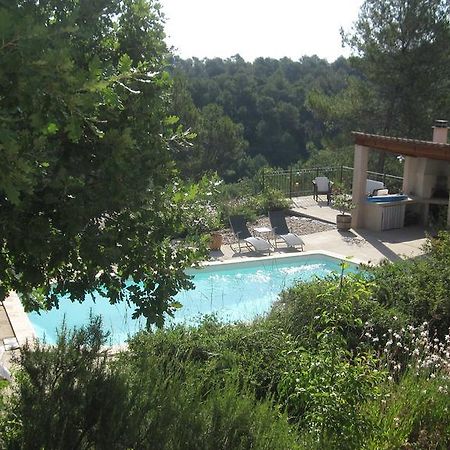 Les Hauts Des Materonnes Tourves Bagian luar foto