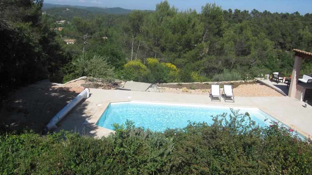 Les Hauts Des Materonnes Tourves Bagian luar foto