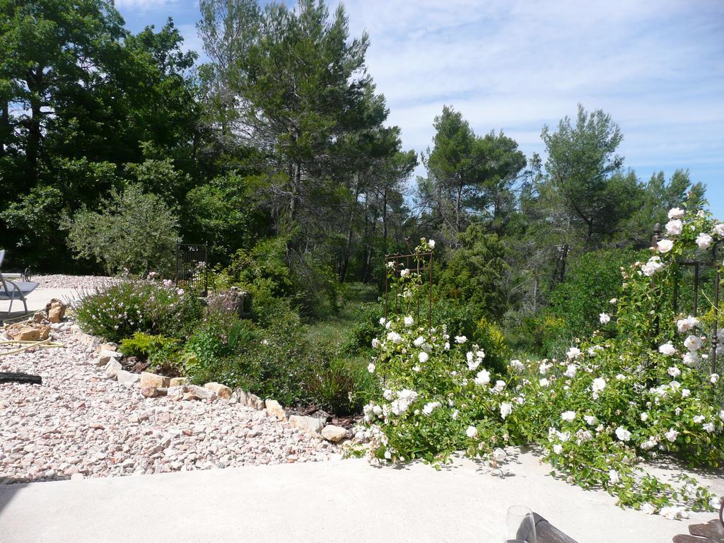 Les Hauts Des Materonnes Tourves Bagian luar foto