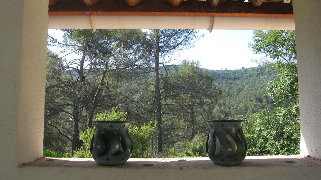 Les Hauts Des Materonnes Tourves Bagian luar foto