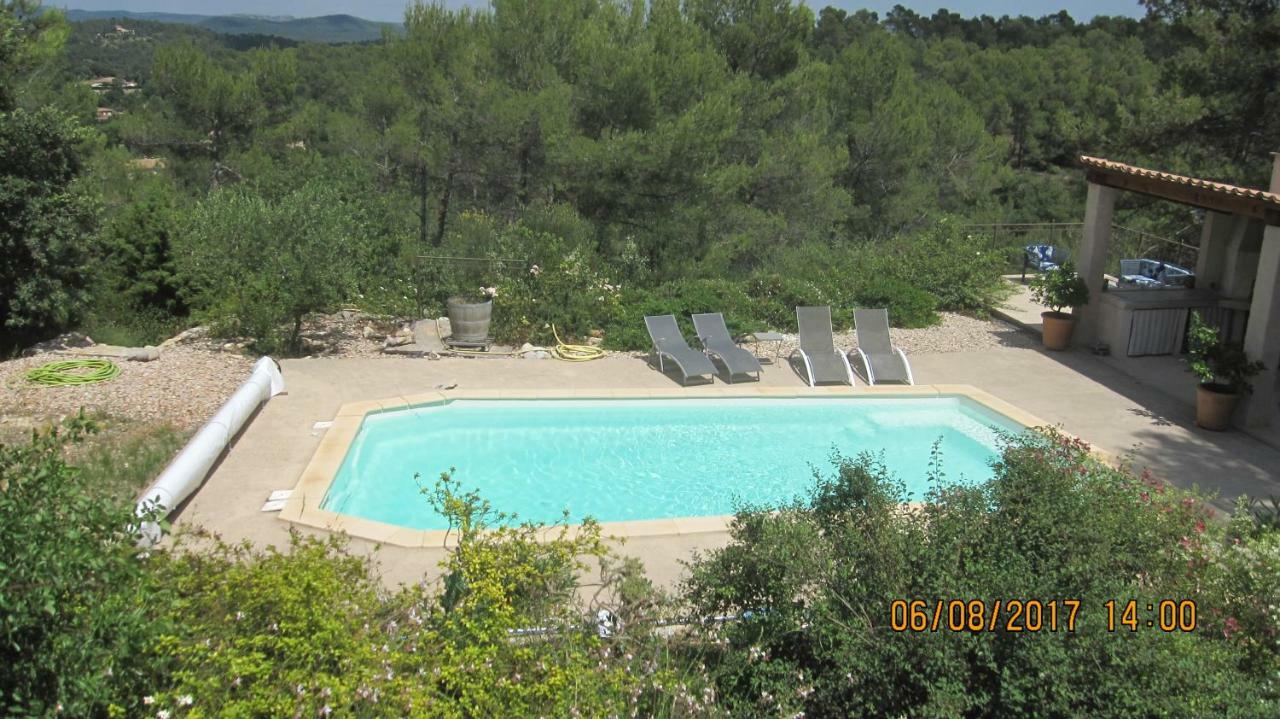 Les Hauts Des Materonnes Tourves Bagian luar foto